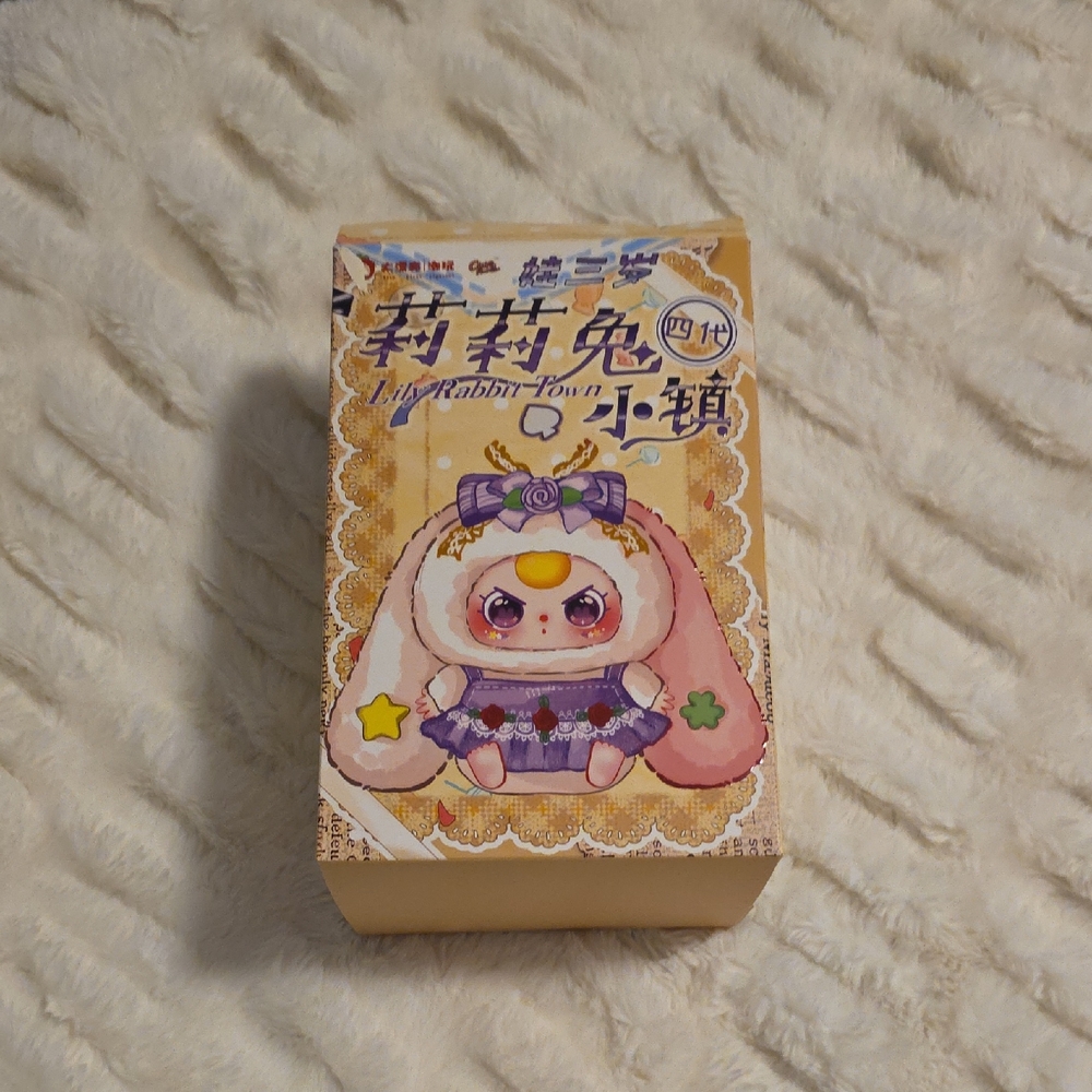 Lily Rabbit Town - Baby Three series 4